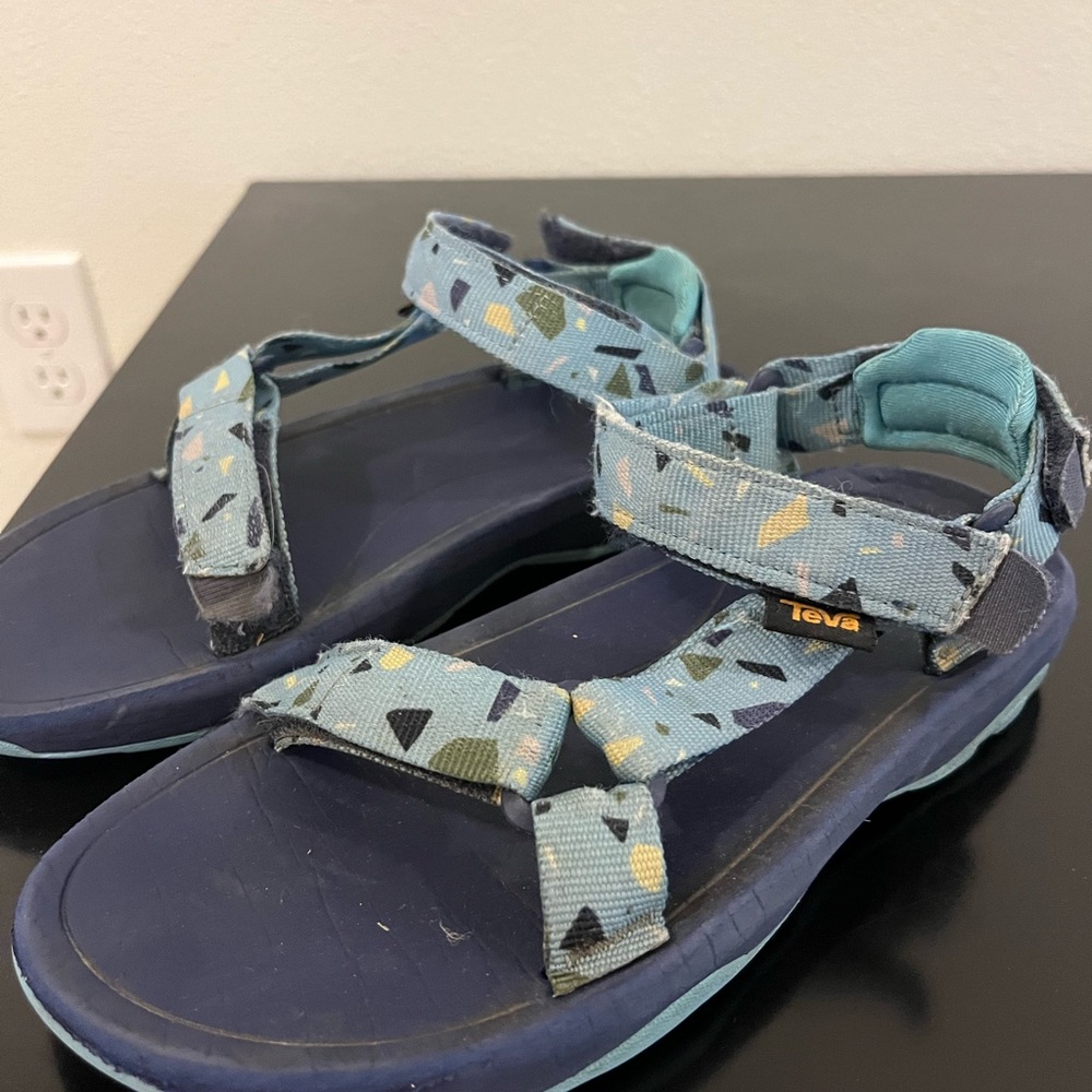 Youth Teva sandals size 2